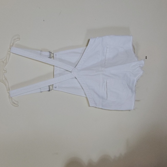 Blank NYC Distressed White Shorts Overall Size 26 - Picture 2 of 5